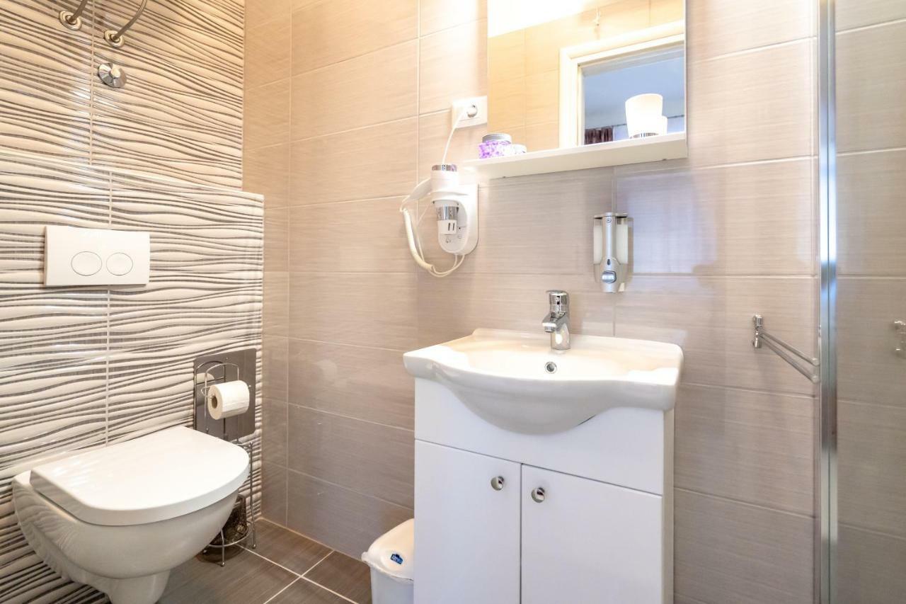 Marin Center Apartma Pula