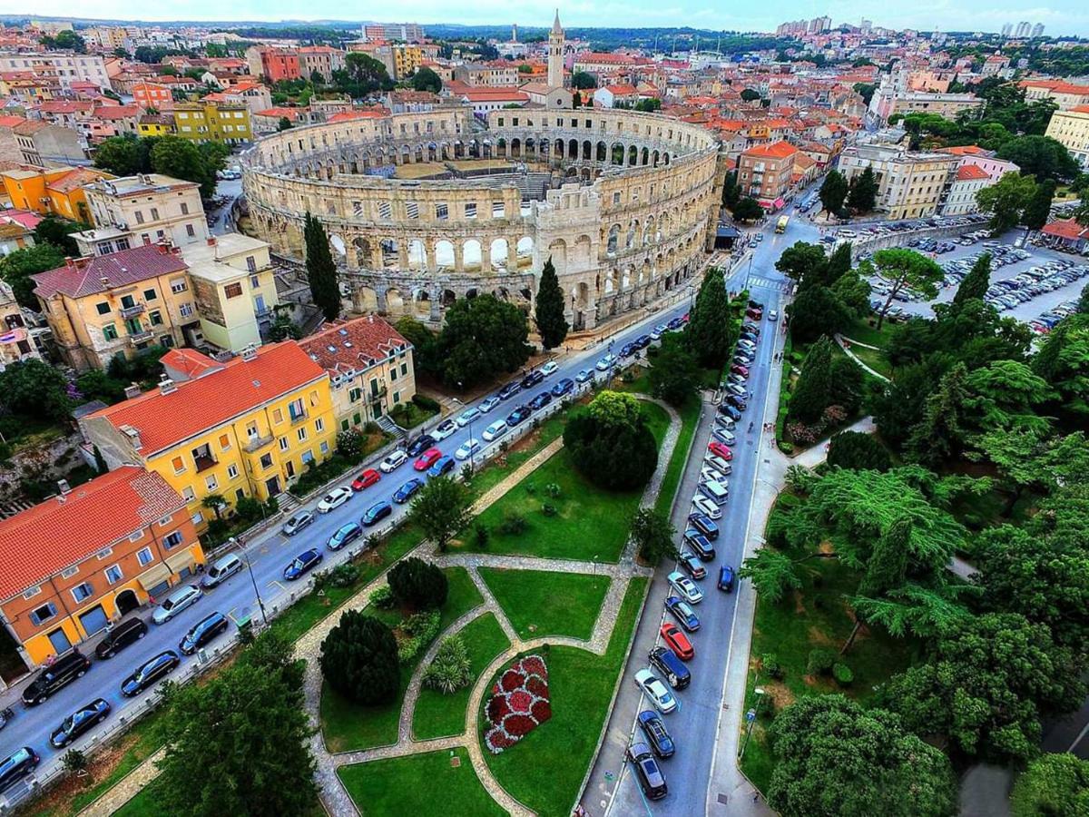 Marin Center Apartma Pula